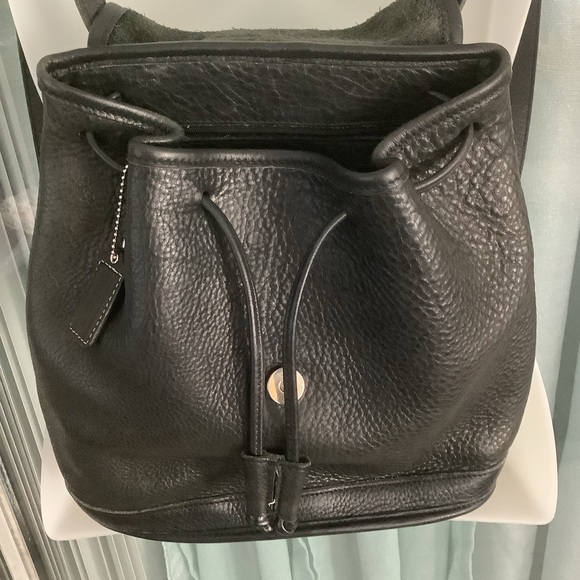 COACH VINTAGE LEATHER PEBBLE DRAWSTRING BACKPACK - Picture 8 of 16